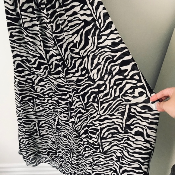 100% Silk Zebra Print A-Line Evening Dress - Picture 12 of 12